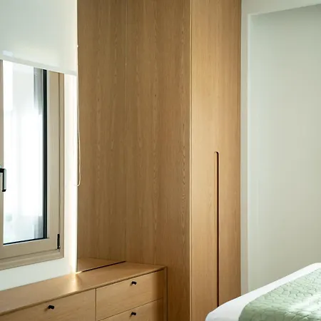 Elena's Sunset Willa