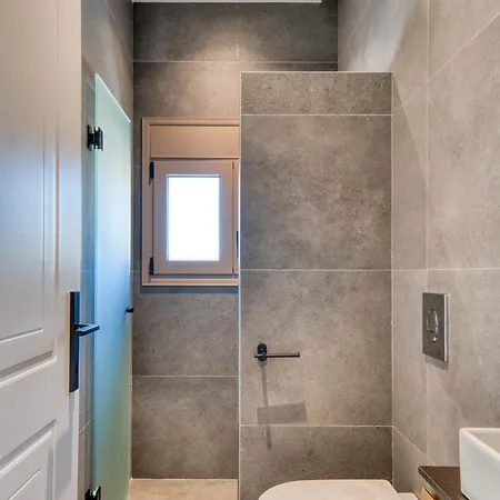 Elena's Sunset Pirgiotika