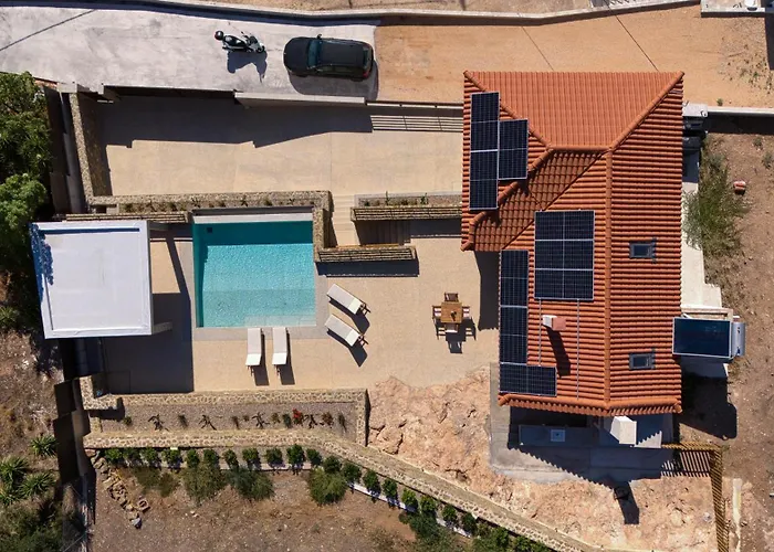 Elena's Sunset Pirgiotika