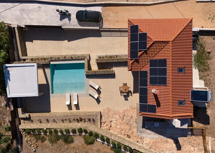 Elena's Sunset Pirgiotika