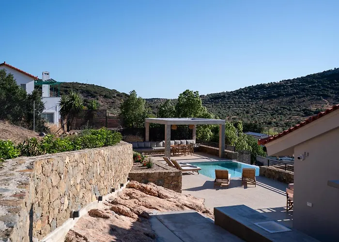 Villa Elena's Sunset Pirgiotika